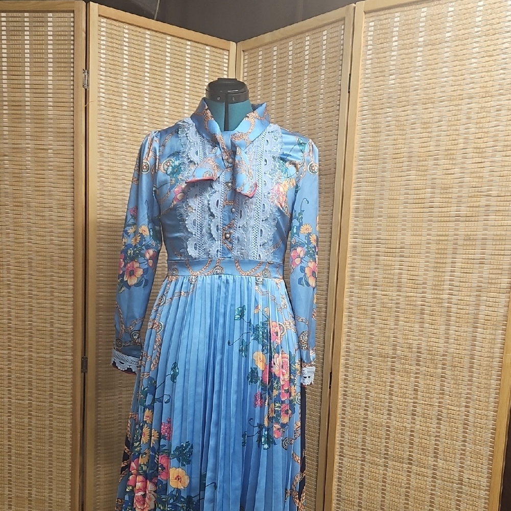 Elegant Floral Long Sleeve Blue Dress
